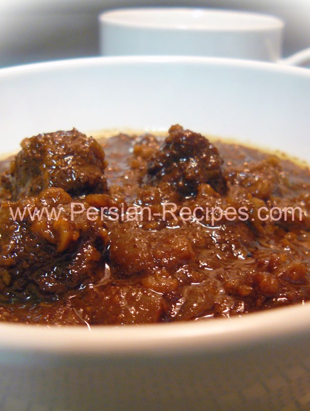 Fesenjoon (Pomegranate-Walnut Stew)